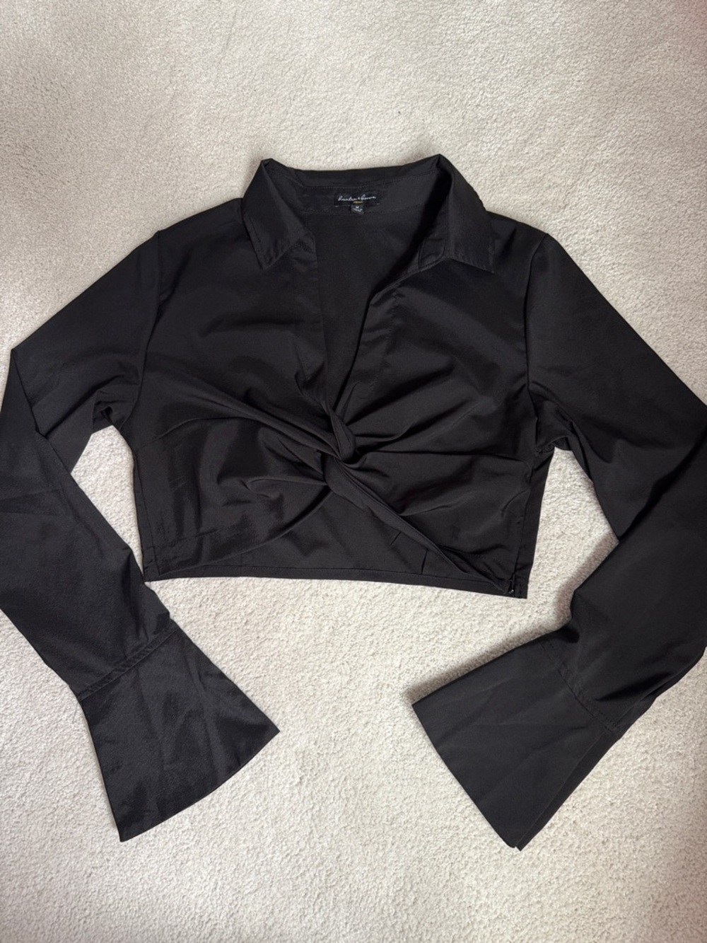 Twist-Front Cropped Blouse with Collared Neck - Black